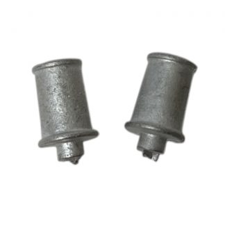 Pair of short tapered chimney pots